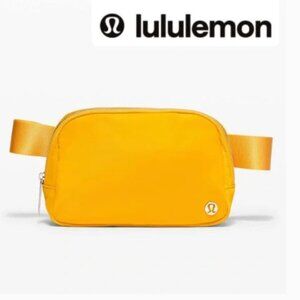 Lululemon Everywhere Belt Bag 1L- Honey Lemon Yellow (rare color) with metal zip